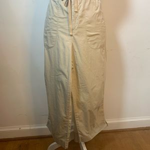 Chaus khaki Capri pants large tie front